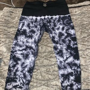 High waisted leggings